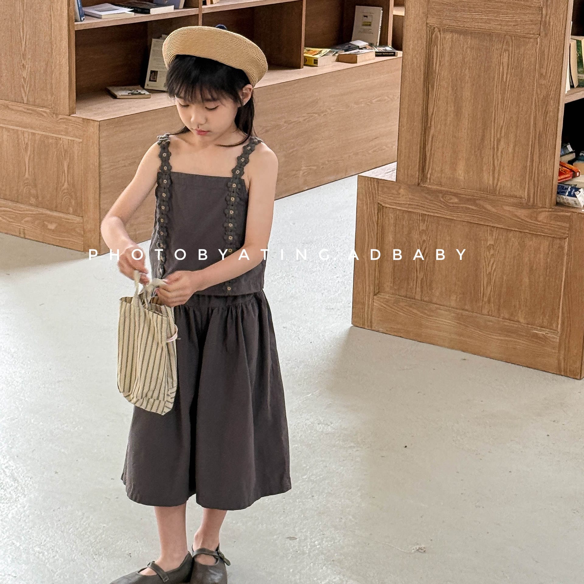 ノースリーブセットアップ フラワーストラップキャミソール+ワイドルーズパンツ【mh0009547】