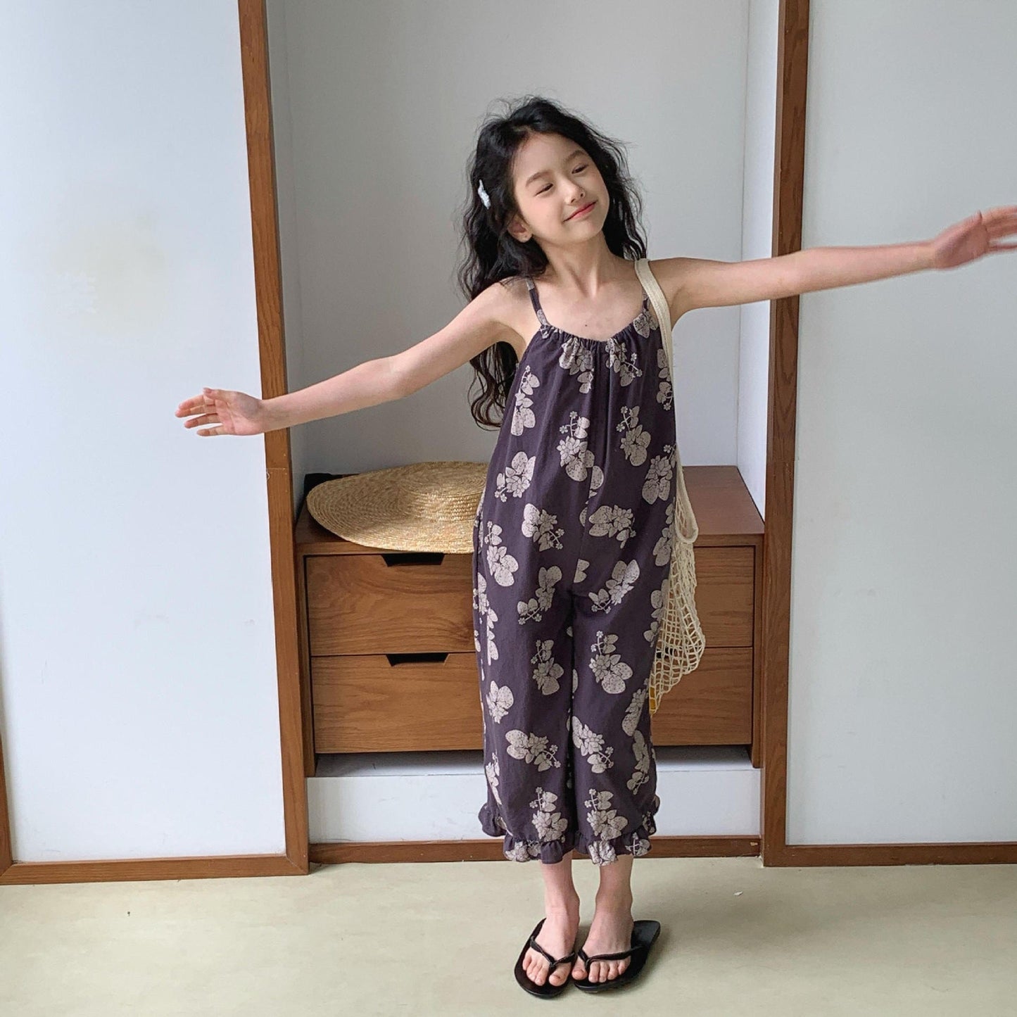 ノースリーブジャンプスーツ ストロベリープリントキャミソールジャンプスーツ【mh0010133】