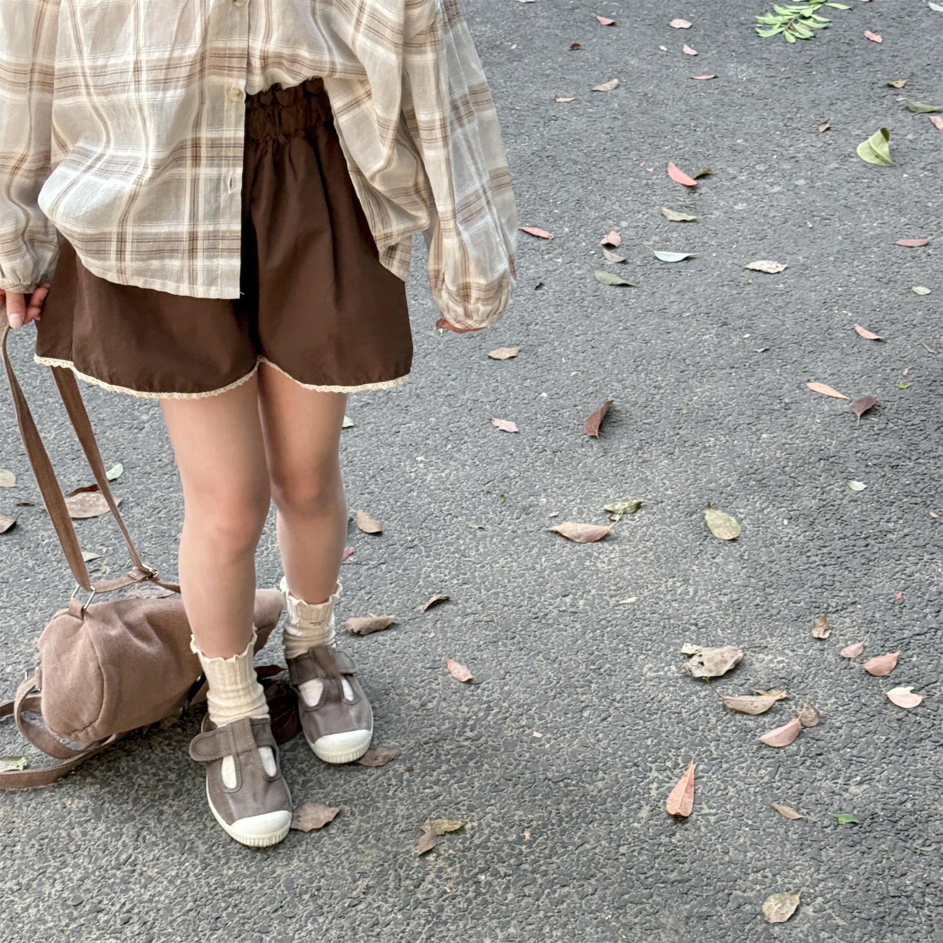 ハーフパンツ・ショートパンツ 裾レースふんわりショートパンツ【mh0010141】