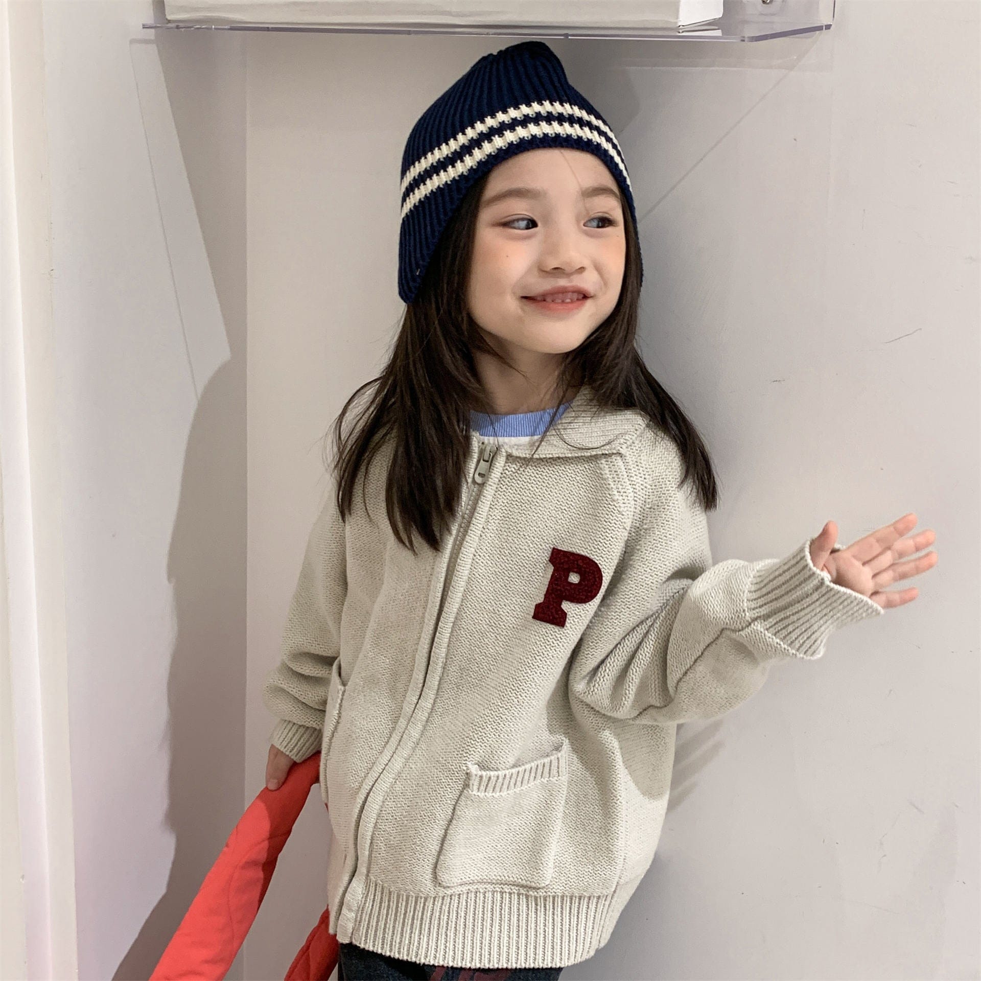 カーディガン・パーカー ワッペン付きジップアップニットカーディガンセーター【mh0010903】