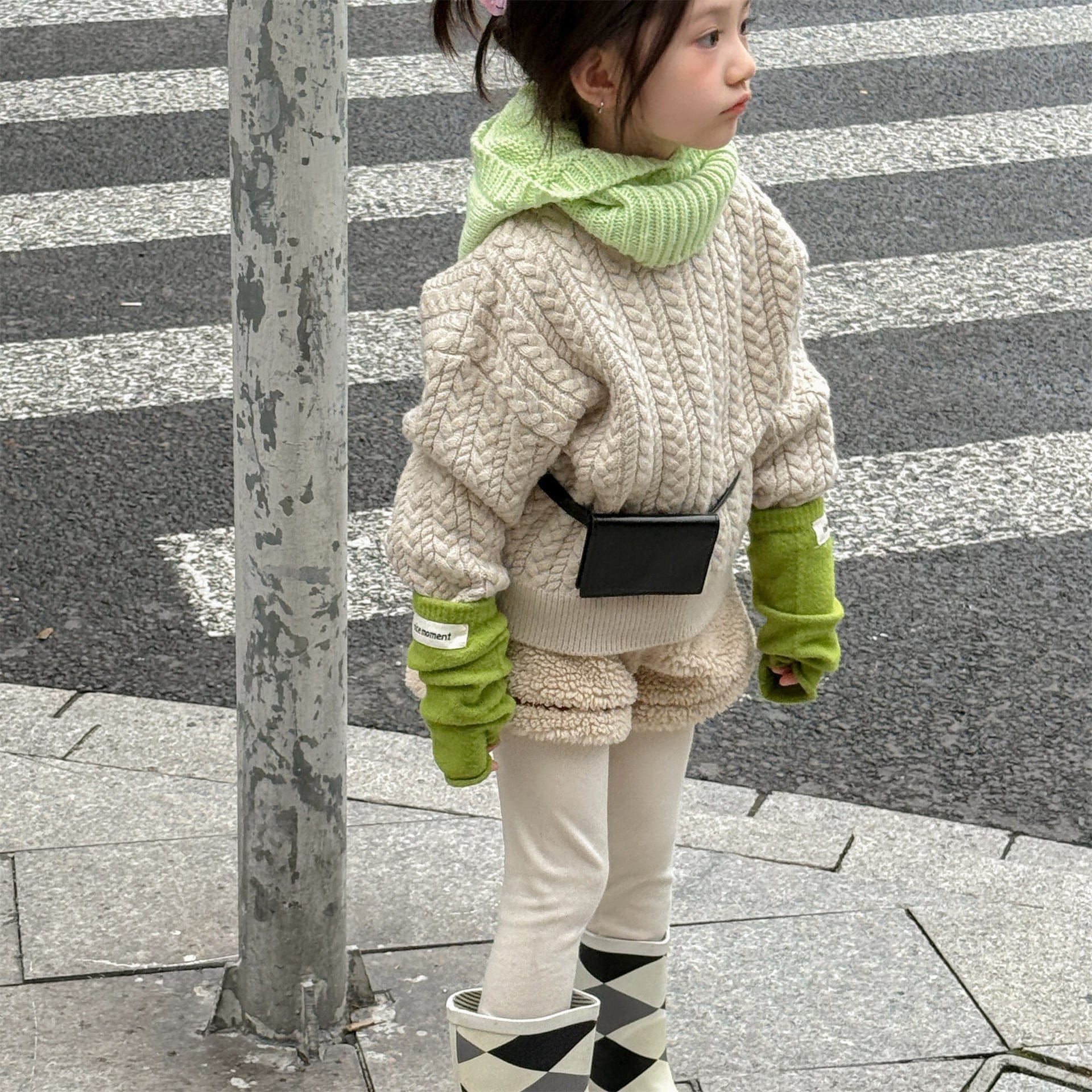 ハーフパンツ・ショートパンツ ボアショートパンツカラーステッチもこもこあったかボトムス【mh0010910】