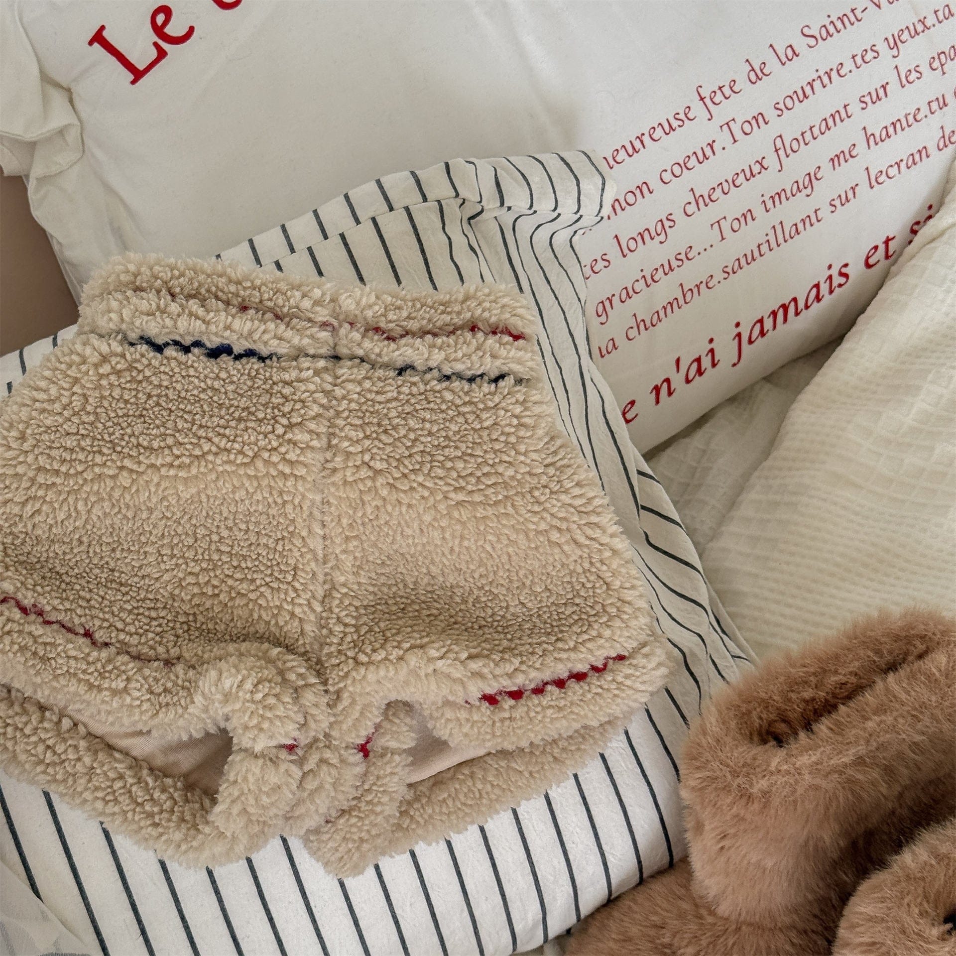 ハーフパンツ・ショートパンツ ボアショートパンツカラーステッチもこもこあったかボトムス【mh0010910】