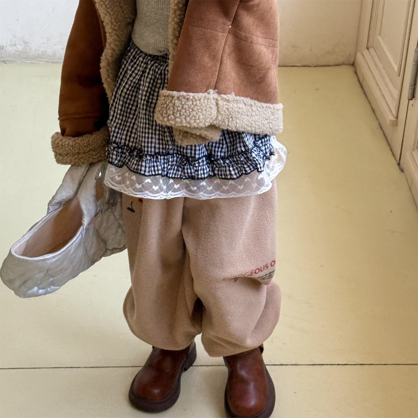 ロングパンツ・スウェットパンツ 刺繍入りコーラルベルベットジョガーパンツ裏起毛あったかボトムス【mh0010911】