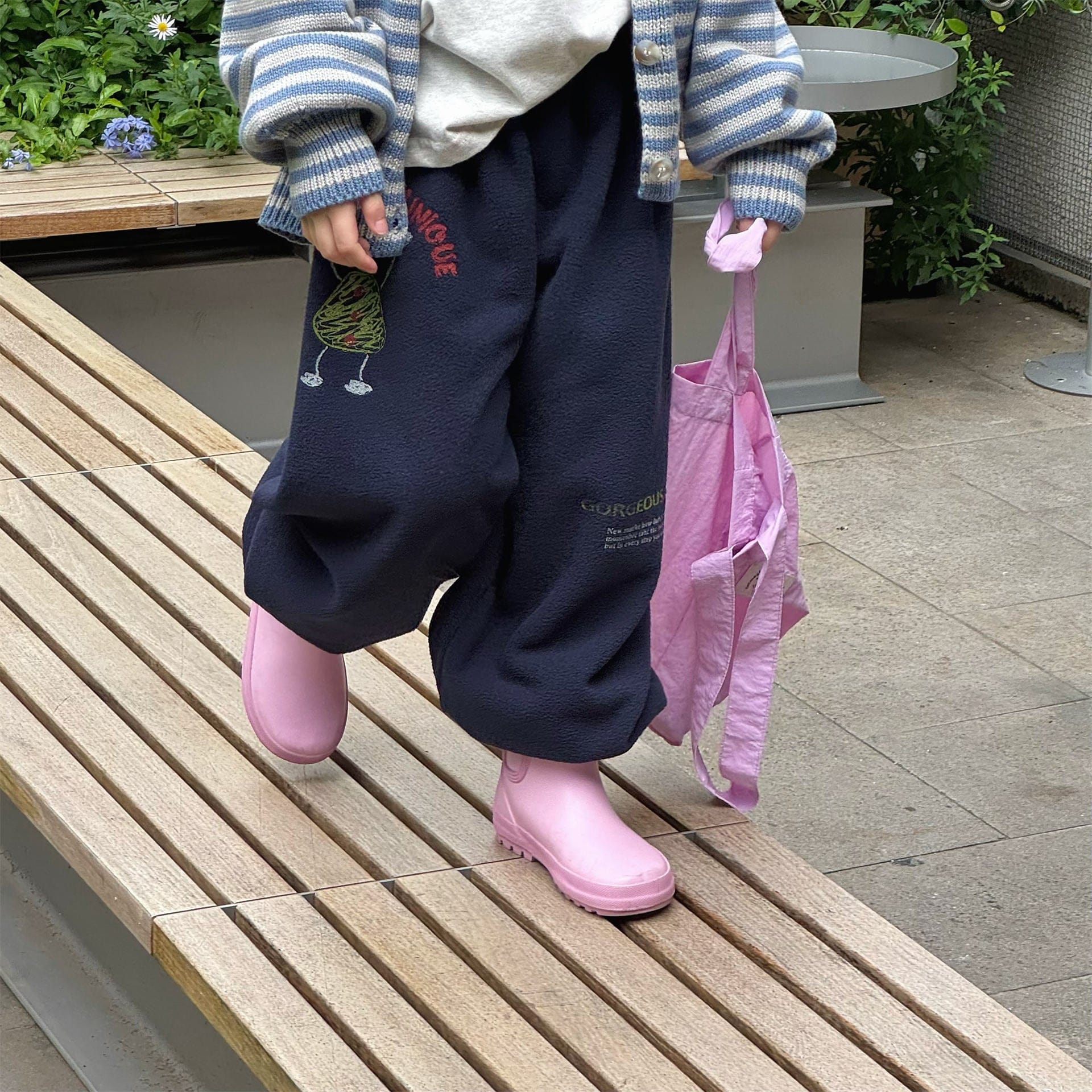 ロングパンツ・スウェットパンツ 刺繍入りコーラルベルベットジョガーパンツ裏起毛あったかボトムス【mh0010911】