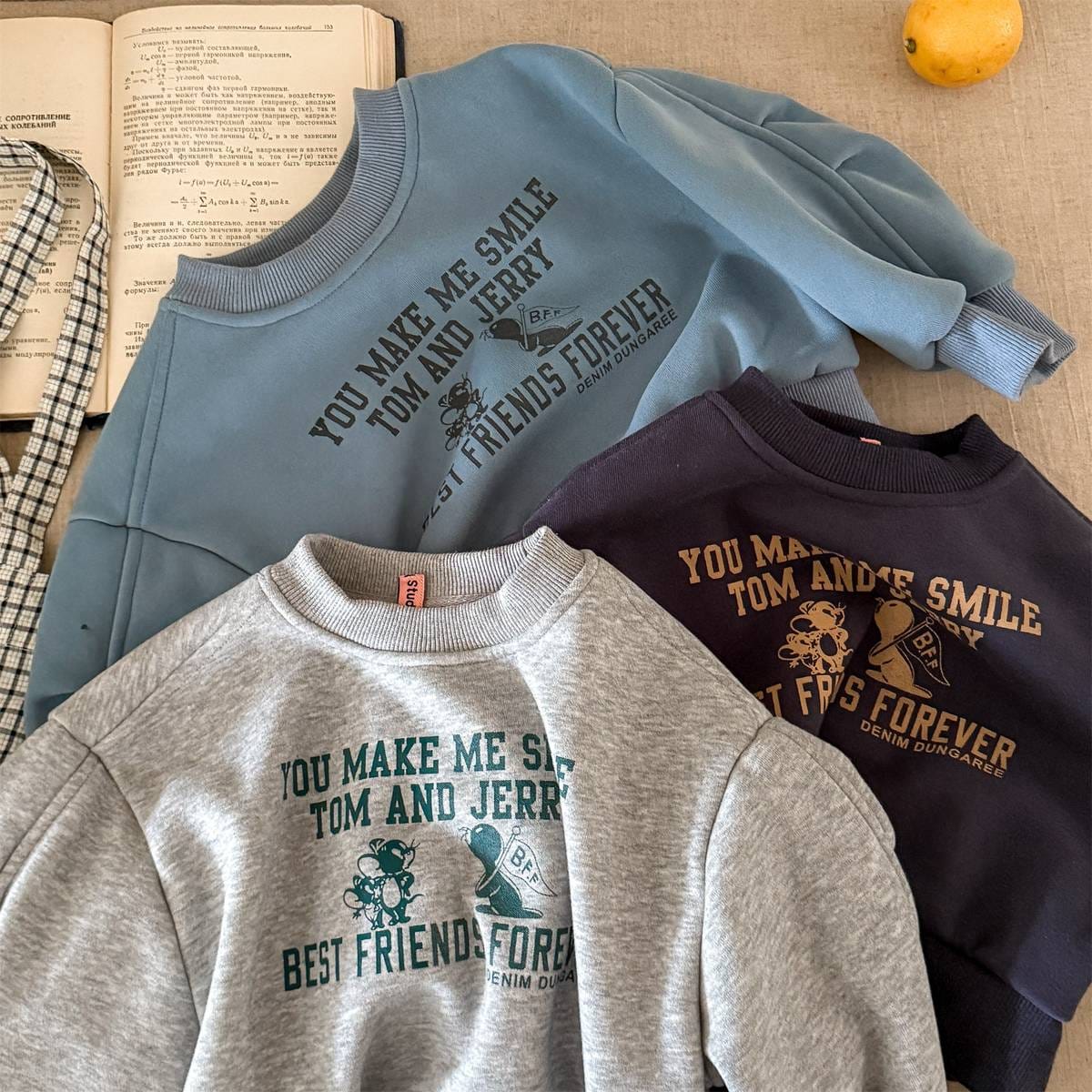 トレーナー・フーディ 長袖スウェットトレーナー 裏起毛 プリントロゴ入り カジュアルトップス【mh0011399】