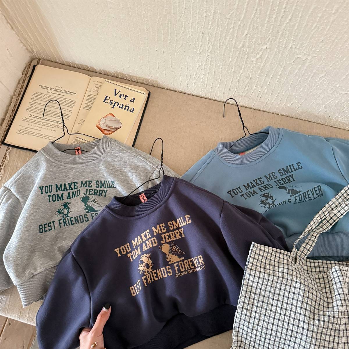 トレーナー・フーディ 長袖スウェットトレーナー 裏起毛 プリントロゴ入り カジュアルトップス【mh0011399】