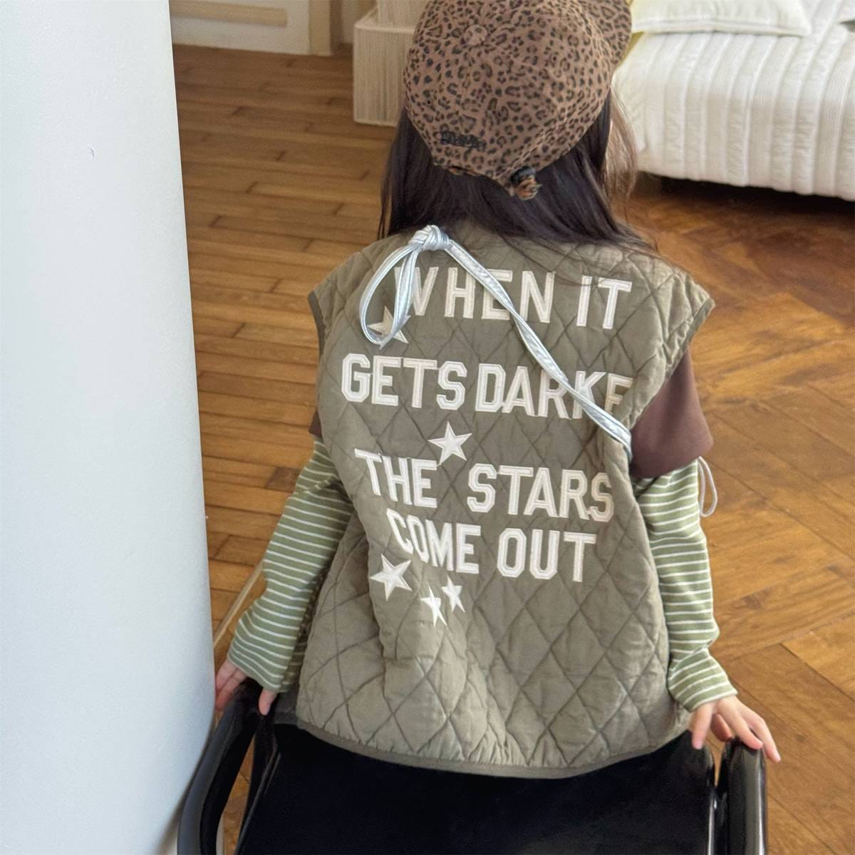 ベスト キルティングベスト ノースリーブ 刺繍ロゴ 中綿入り アウター【mh0011411】