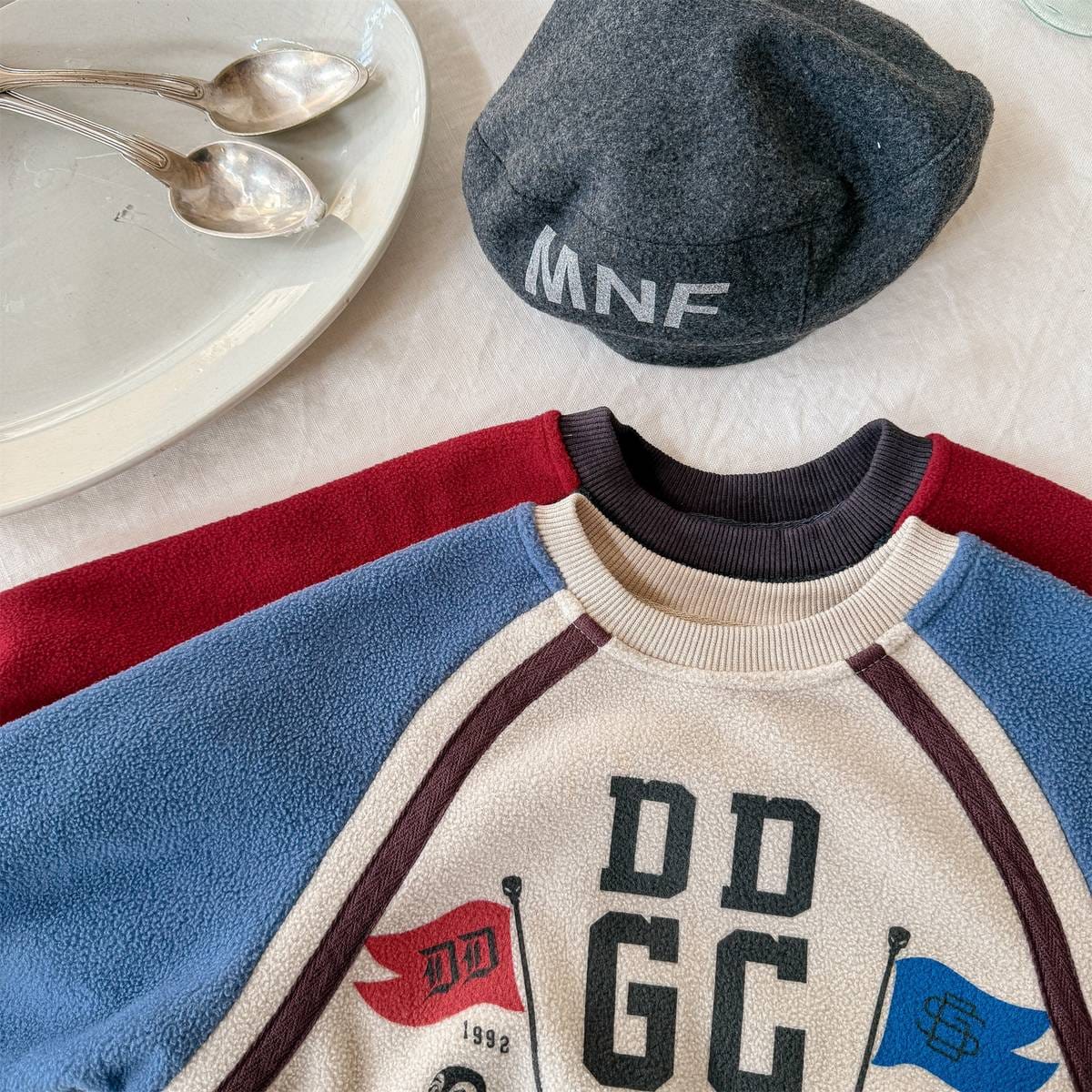 トレーナー・フーディ 長袖スウェットトレーナー フリース素材 ラグラン袖 プリントロゴ【mh0011412】