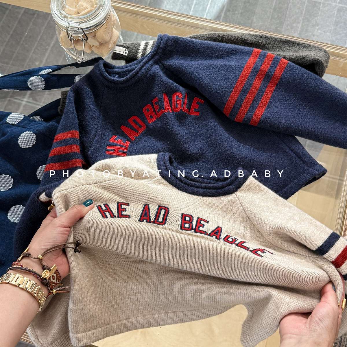 ニット・セーター 長袖セーター ニット素材 ラグラン袖 刺繡ロゴ トップス【mh0011422】