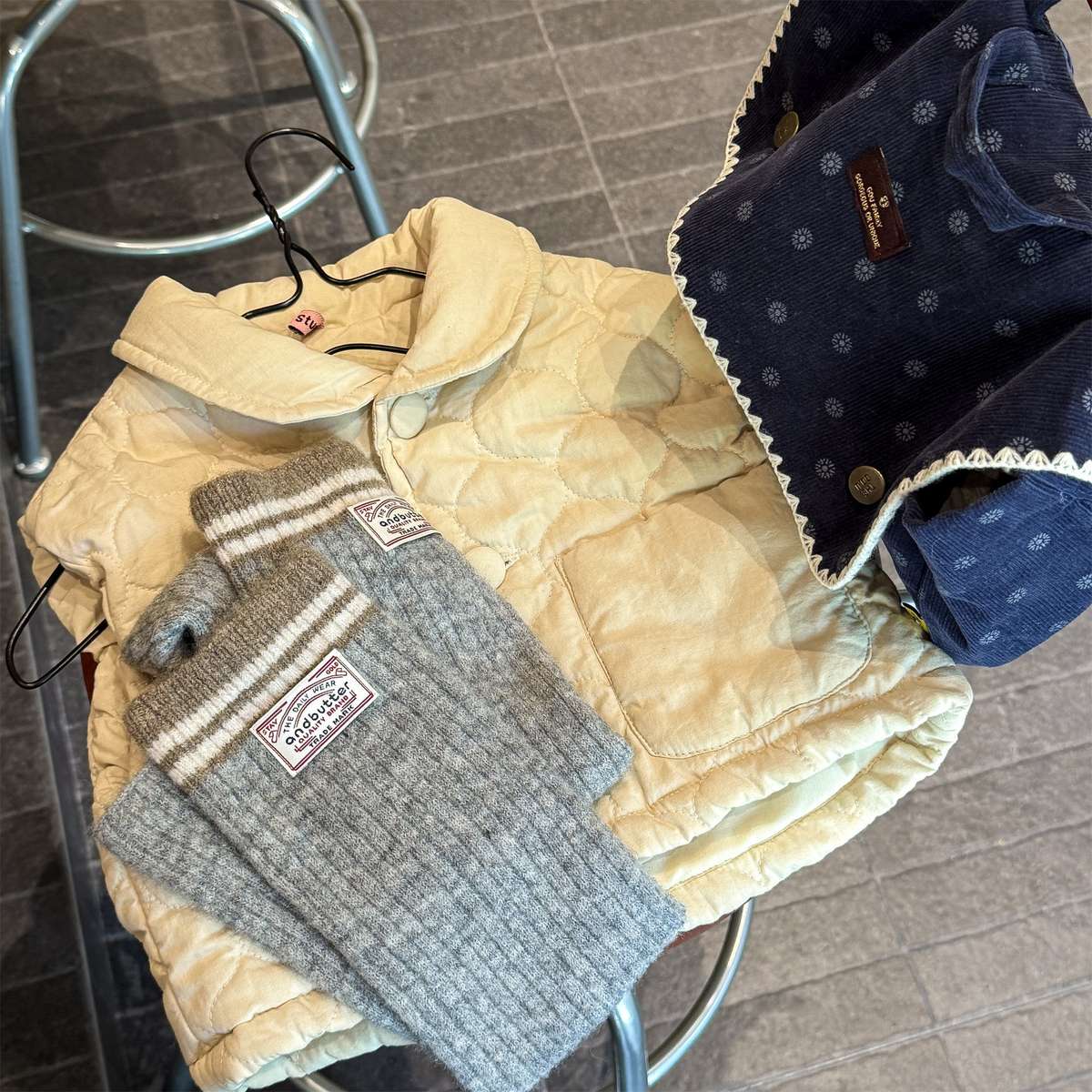 ベスト キルティングベスト ノースリーブ 中綿入り 花柄プリント【mh0011425】