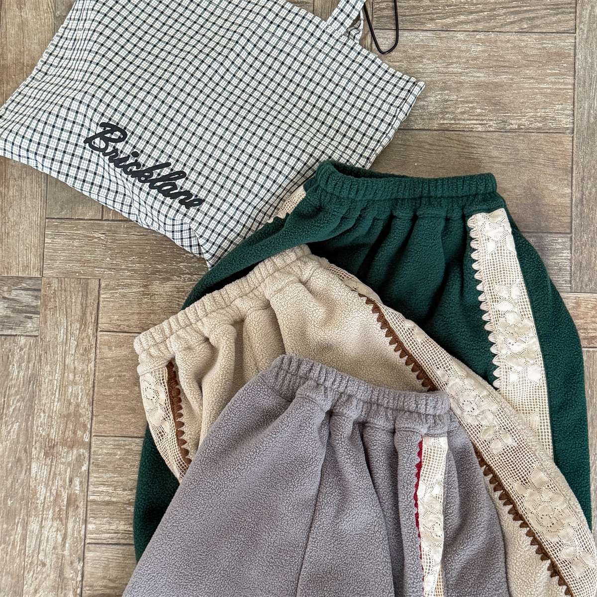 ロングパンツ・スウェットパンツ フリーススウェットパンツ サイドレースデザイン あったか長ズボン【mh0011427】