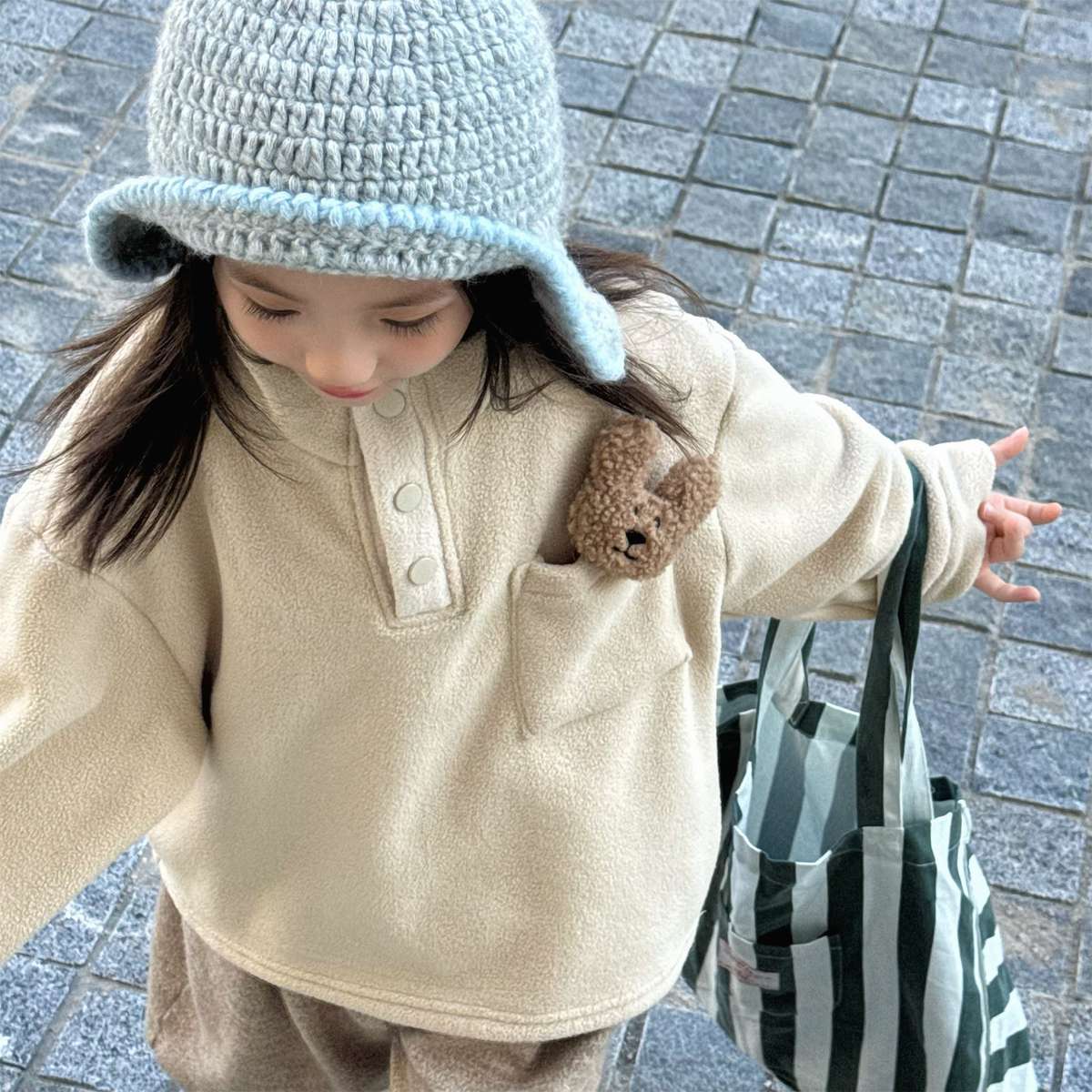 トレーナー・フーディ フリースプルオーバー ハイネック スナップボタン もこもこワッペン【mh0011428】