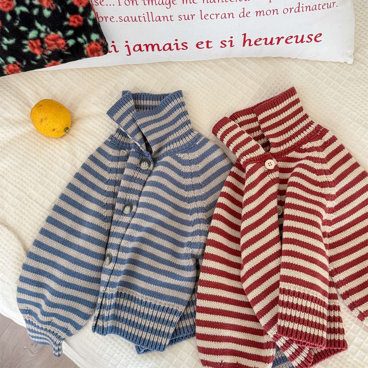 カーディガン・パーカー ボーダーニットカーディガン 襟付き 長袖 ボタン開閉 トップス【mh0011431】