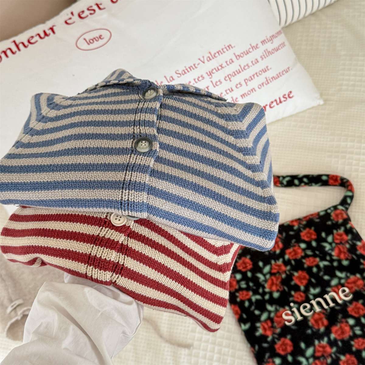 カーディガン・パーカー ボーダーニットカーディガン 襟付き 長袖 ボタン開閉 トップス【mh0011431】