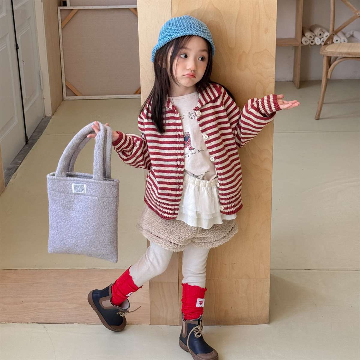 カーディガン・パーカー ボーダーニットカーディガン 襟付き 長袖 ボタン開閉 トップス【mh0011431】