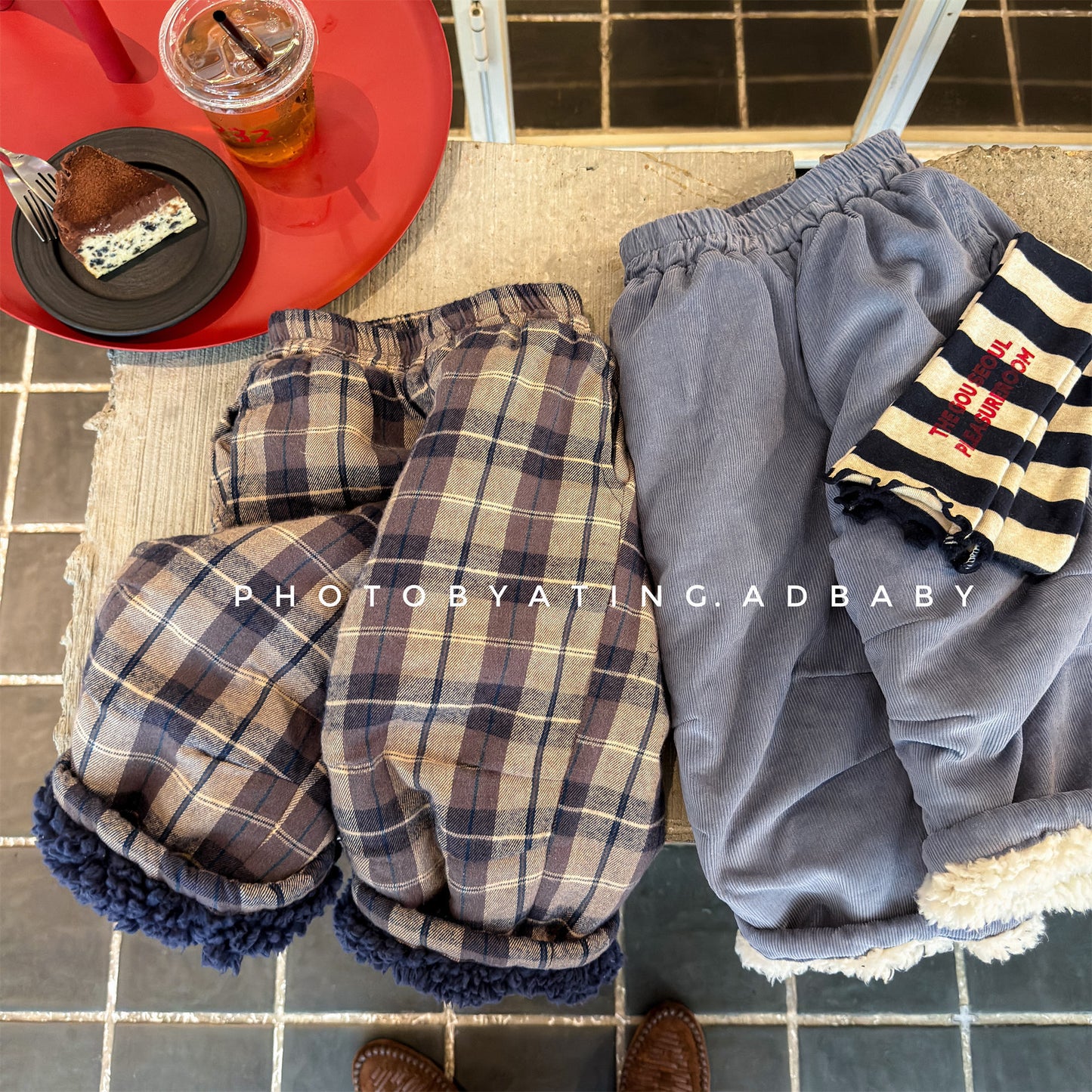 ロングパンツ・スウェットパンツ コーデュロイパンツ 裏ボア 裾ボア ゆったり ワイドパンツ ボトムス【mh0011606】