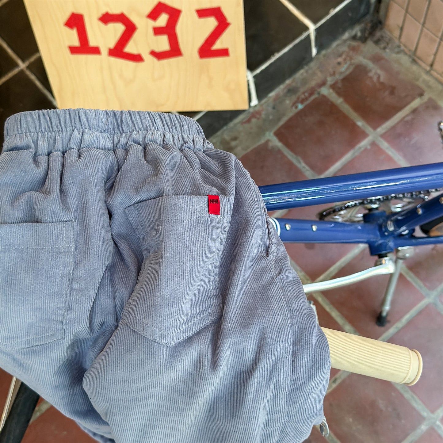 ロングパンツ・スウェットパンツ コーデュロイパンツ 裏ボア 裾ボア ゆったり ワイドパンツ ボトムス【mh0011606】