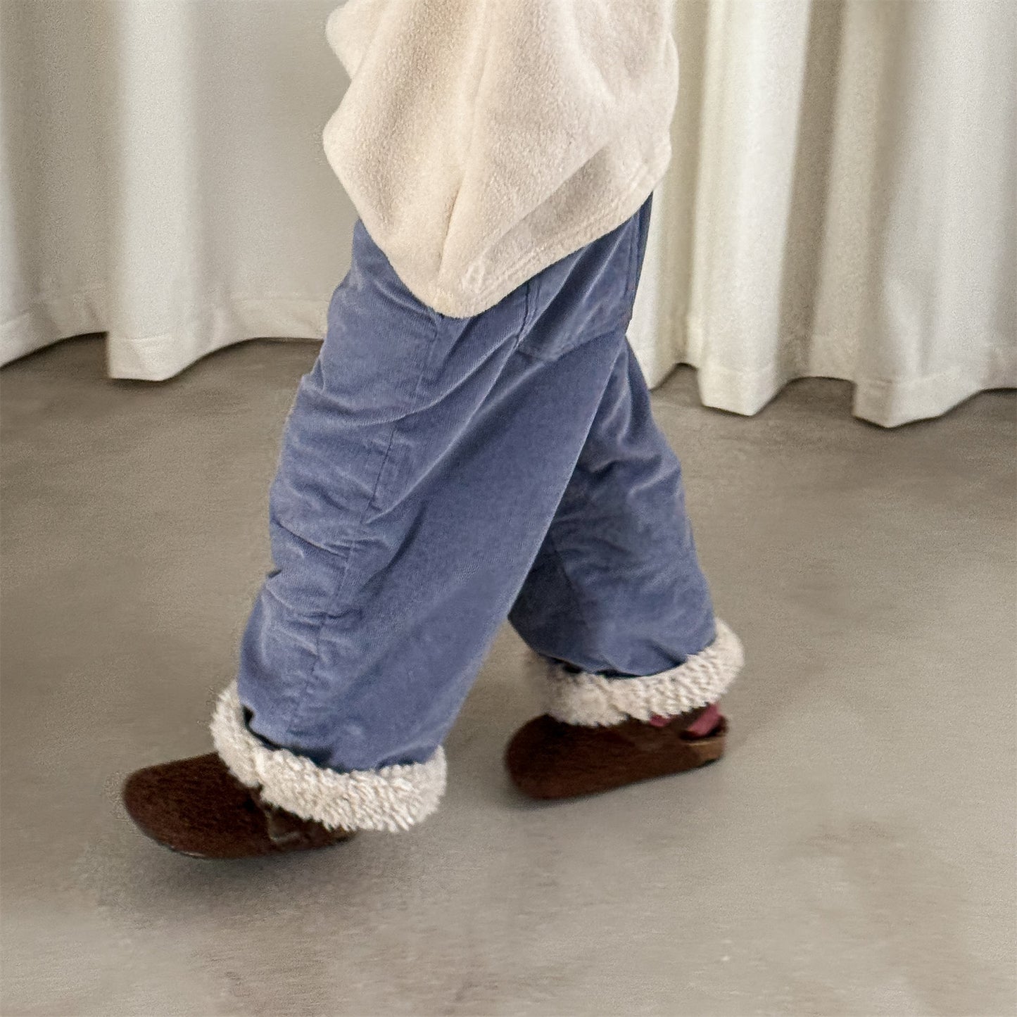 ロングパンツ・スウェットパンツ コーデュロイパンツ 裏ボア 裾ボア ゆったり ワイドパンツ ボトムス【mh0011606】