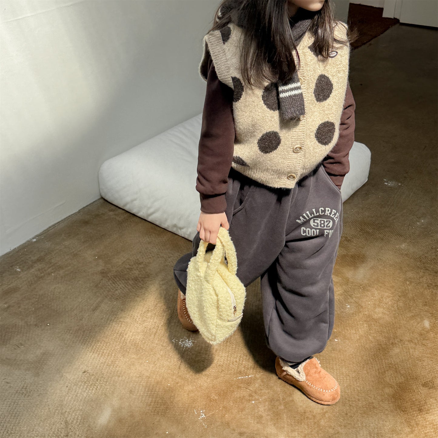 ロングパンツ・スウェットパンツ スウェットパンツ 裏ボア ロゴ刺繍 ゆったり ジョガーボトムス【mh0011607】