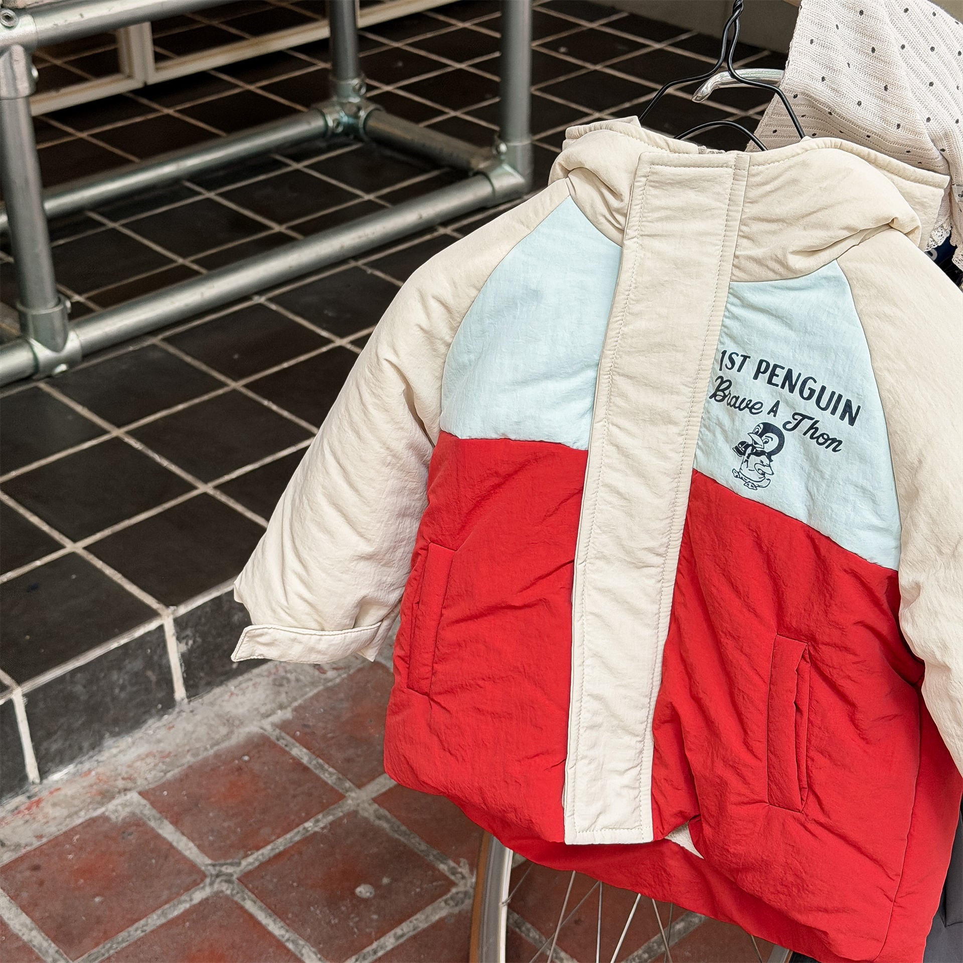 ショートコート・ジャケット・ジャンパー 中綿ダウンジャケット パッチワーク アウター コート【mh0011900】