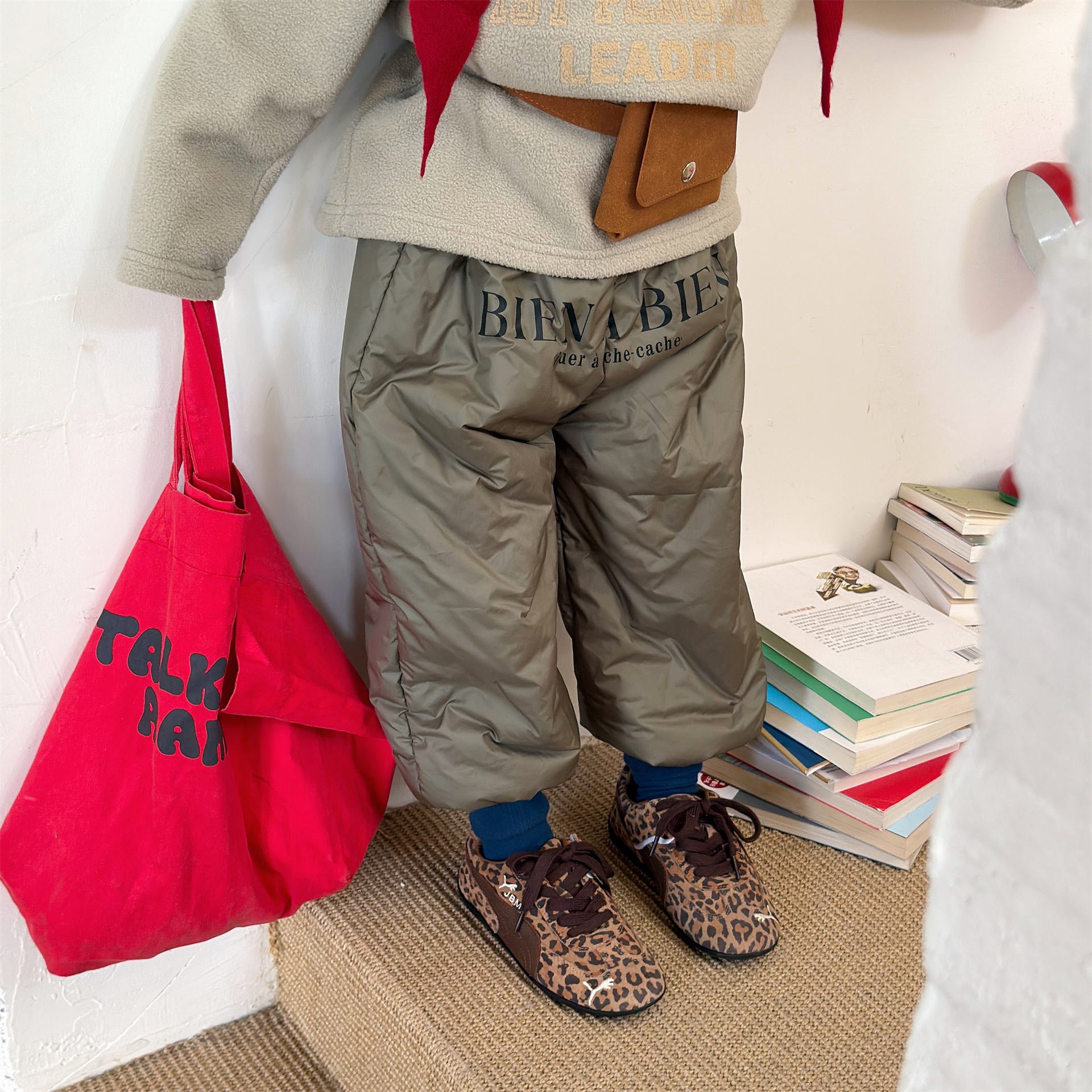 ロングパンツ・スウェットパンツ 中綿防寒パンツ ジョガーパンツ 暖パン ロゴプリント【mh0011916】