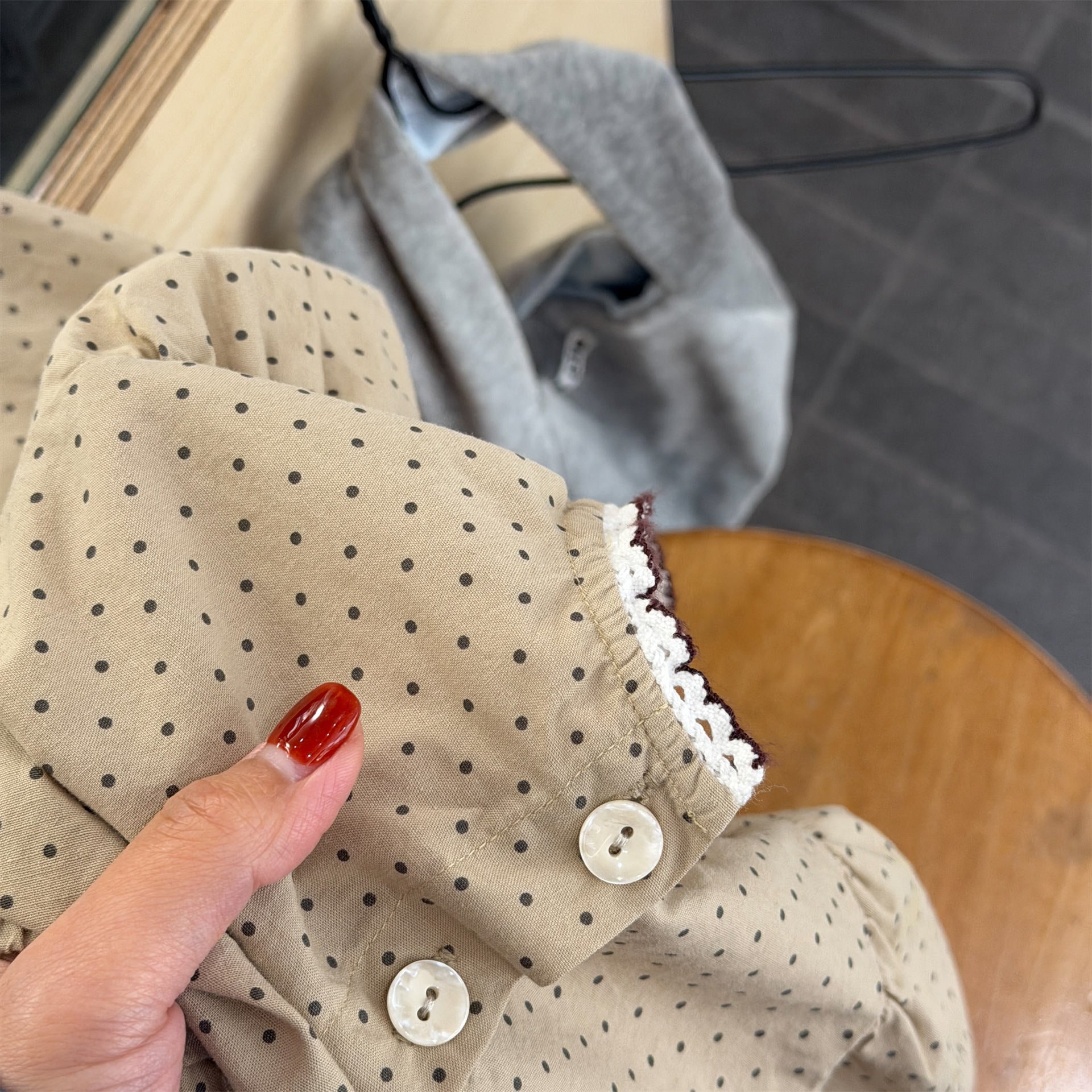 長袖シャツ・ブラウス Polka Dot Lace Puff Sleeve Shirt ドット柄 レース パフスリーブ シャツ【mh0011950】