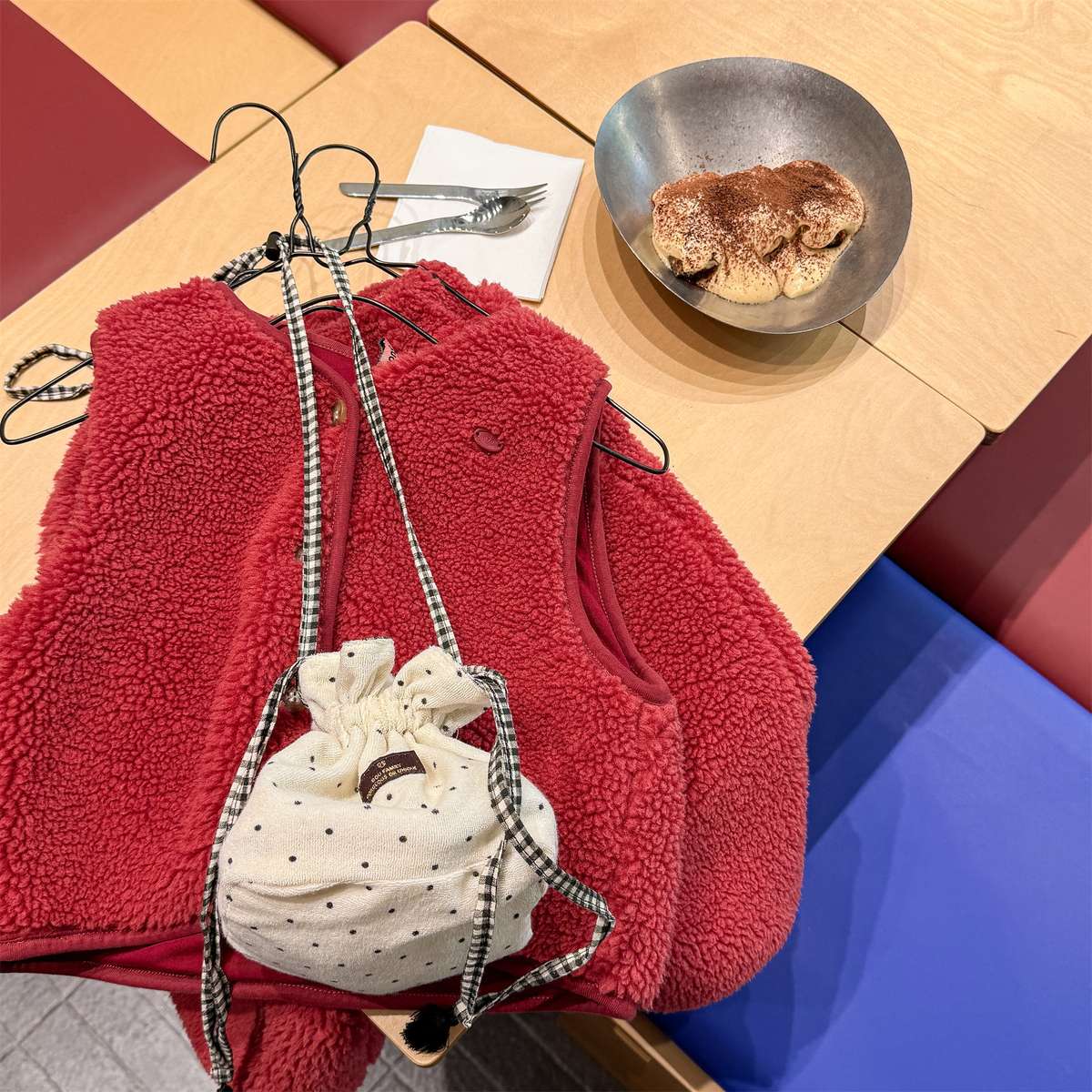 ノースリーブセットアップ Red / 80cm シープボアベスト+ロングパンツ 2点セット もこもこセットアップ【mh0011433】