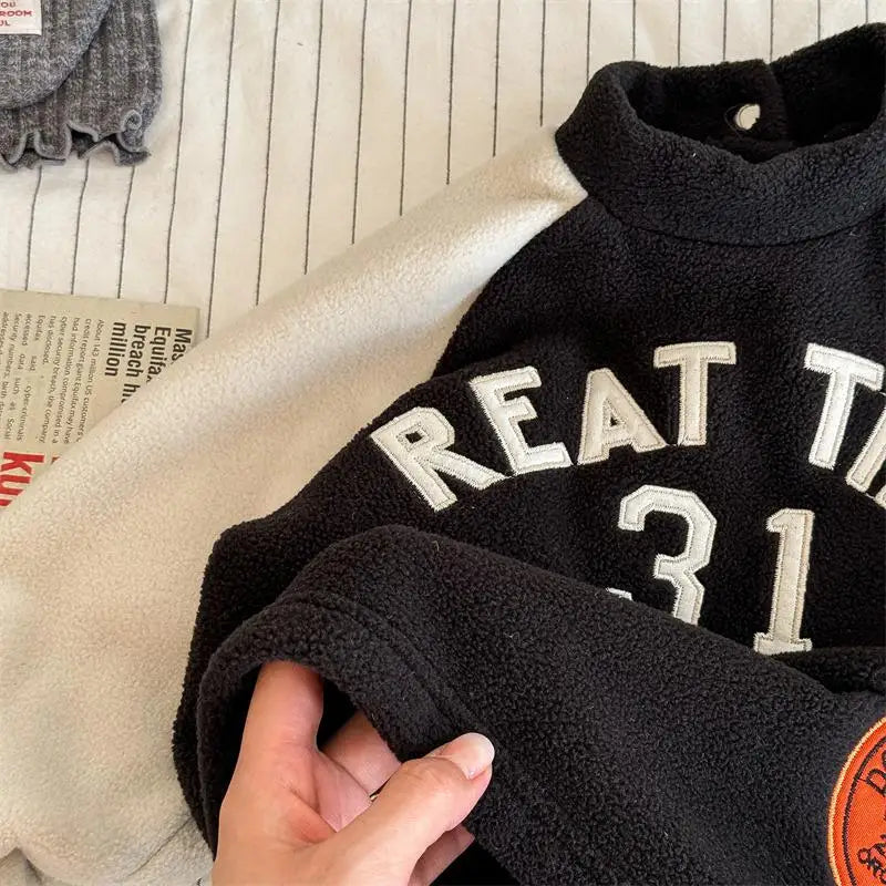 長袖Tシャツ Black / 12M  80CM キッズトップス ロゴワッペンフリースラグラン長袖プルオーバー【mh-0008441】