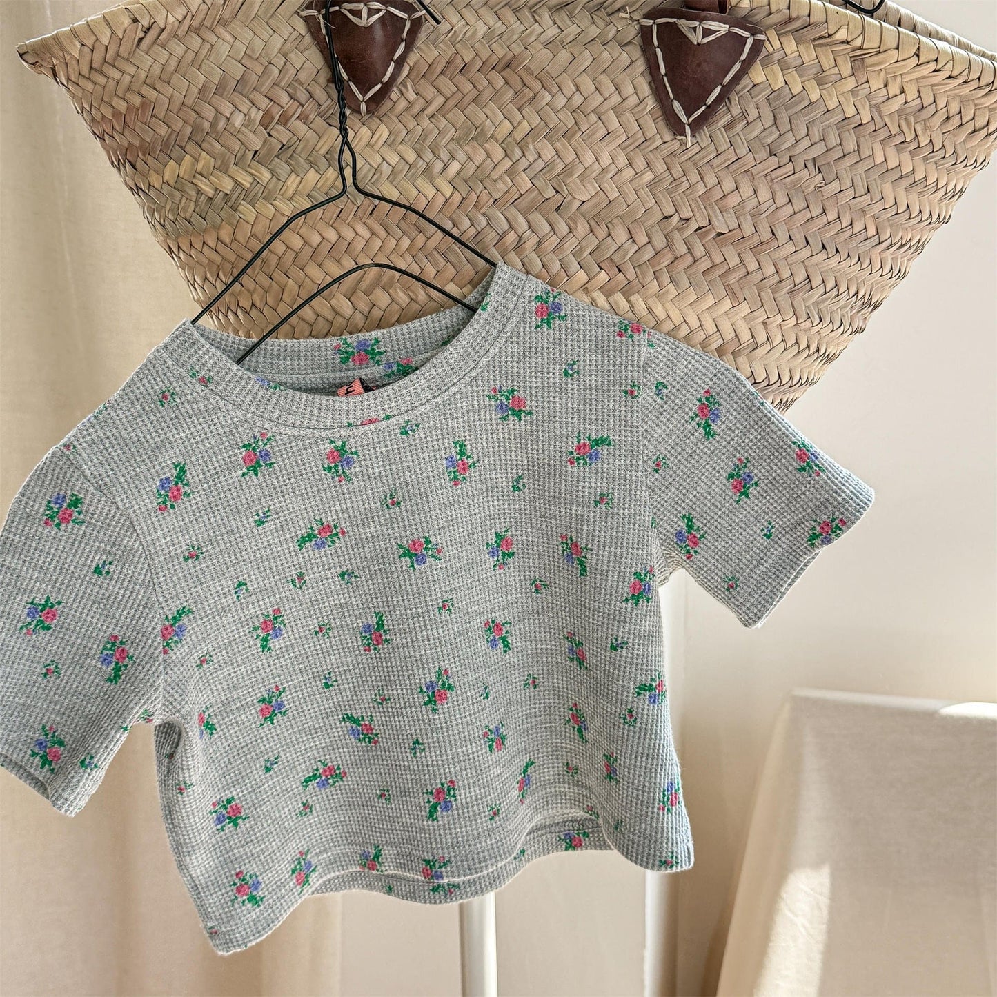 半袖Tシャツ Light Gray / 80cm フラワープリント半袖Tシャツ【mh0009783】