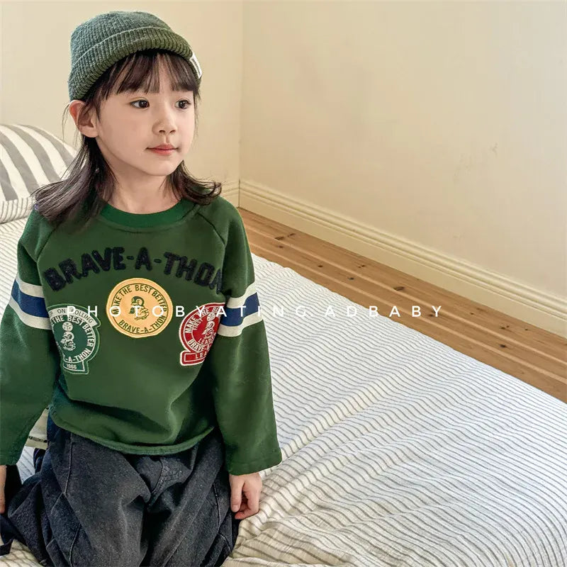 長袖Tシャツ キッズトップス ワッペンロゴ裏フリース長袖スウェットシャツ【mh0008444】