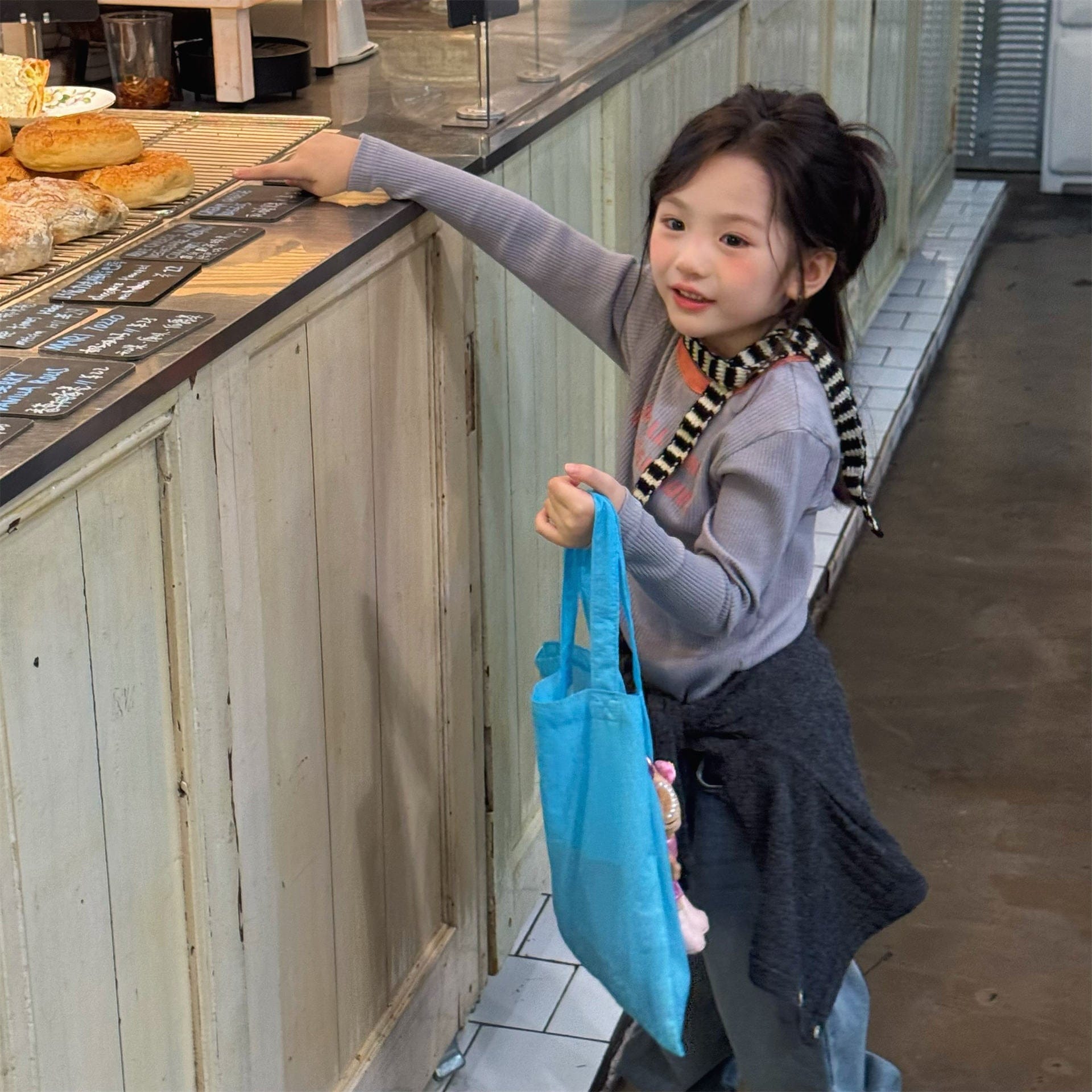 長袖Tシャツ ロゴプリント長袖リブTシャツダブルカラーパイピングトップス【mh0010914】