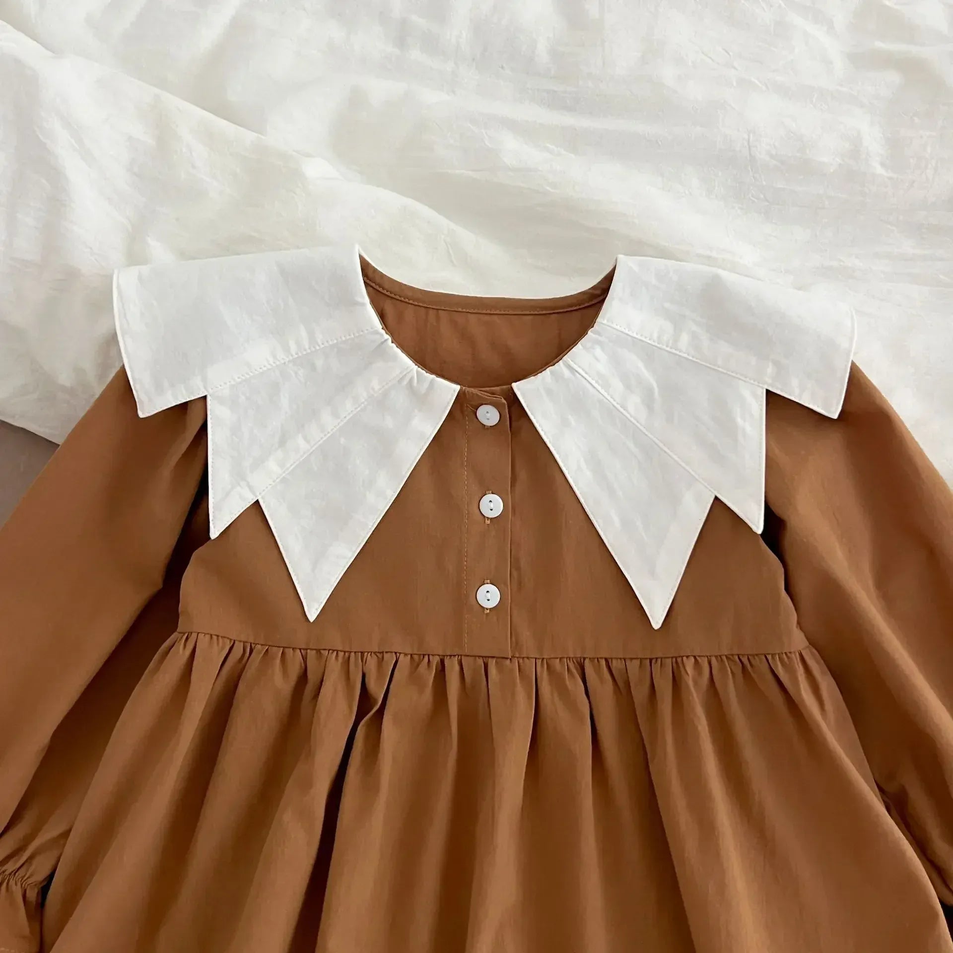 長袖ロンパース ベビーロンパース/キッズワンピース ギザギザ襟長袖パフスリーブボディスーツ/ワンピース リンクコーデ 姉妹 お揃いコーデ【mh0007286】