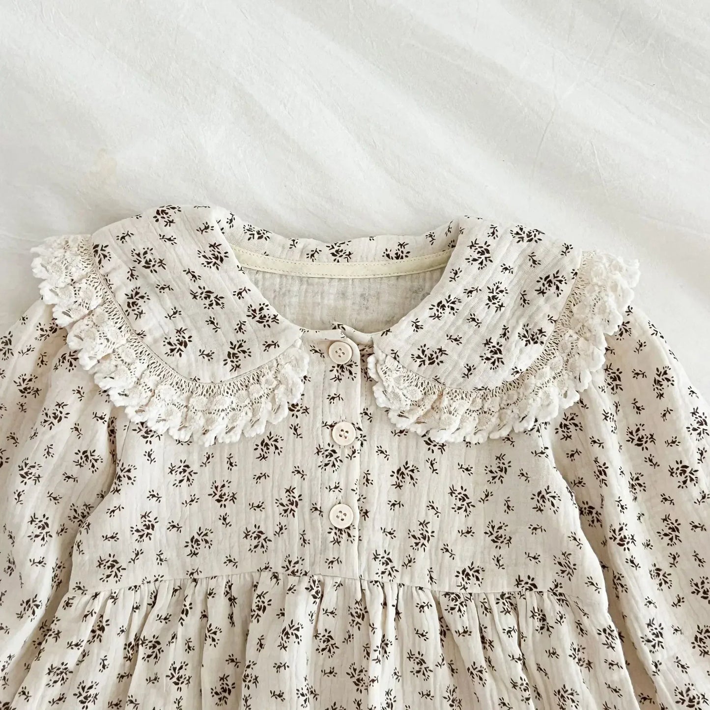 長袖ロンパース ベビーロンパース/キッズワンピース レース丸襟フラワープリント長袖ボディスーツ/ワンピース リンクコーデ 姉妹 お揃いコーデ【mh0007537】