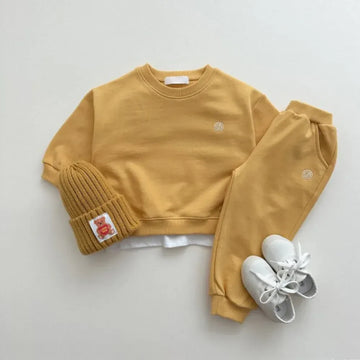 長袖セットアップ キッズセットアップ 2点セット 刺繍ワンポイント長袖スウェットトレーナー+ロングスウェットパンツ 4カラー【mh0007474】