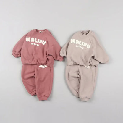 長袖セットアップ キッズセットアップ 2点セット MALIBUロゴ長袖スウェットシャツ+スウェットパンツ 2カラー【mh0007220】