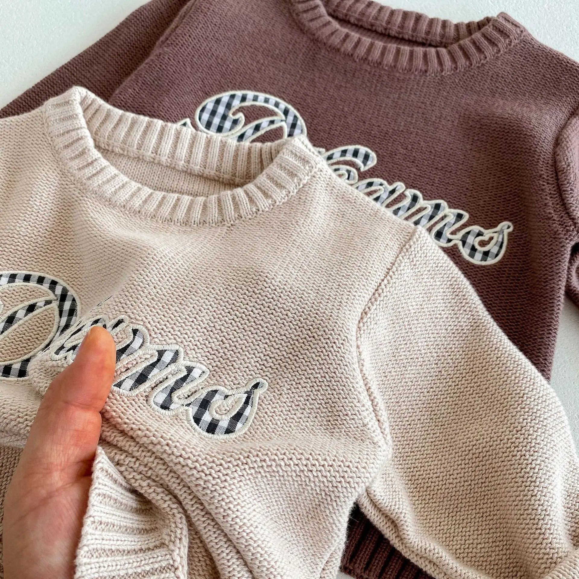 ニット・セーター キッズトップス ニットセーター レターロゴ刺繍 2カラー【mh0006663】