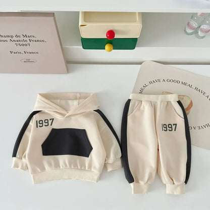 長袖セットアップ ベビーキッズセットアップ 2点セット バイカラーナンバーロゴプリントフーディスウェットパーカー+スウェットパンツ【mh0007406】