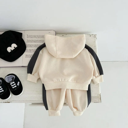 長袖セットアップ ベビーキッズセットアップ 2点セット バイカラーナンバーロゴプリントフーディスウェットパーカー+スウェットパンツ【mh0007406】