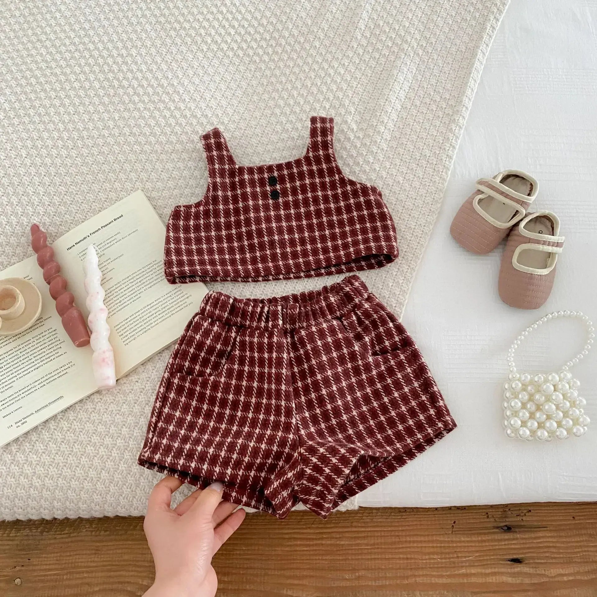 長袖セットアップ ベビートップス/セットアップ 2点セット 丸襟ステッチ長袖ブラウス/レトロチェックベスト+ショートパンツ【mh0007445】