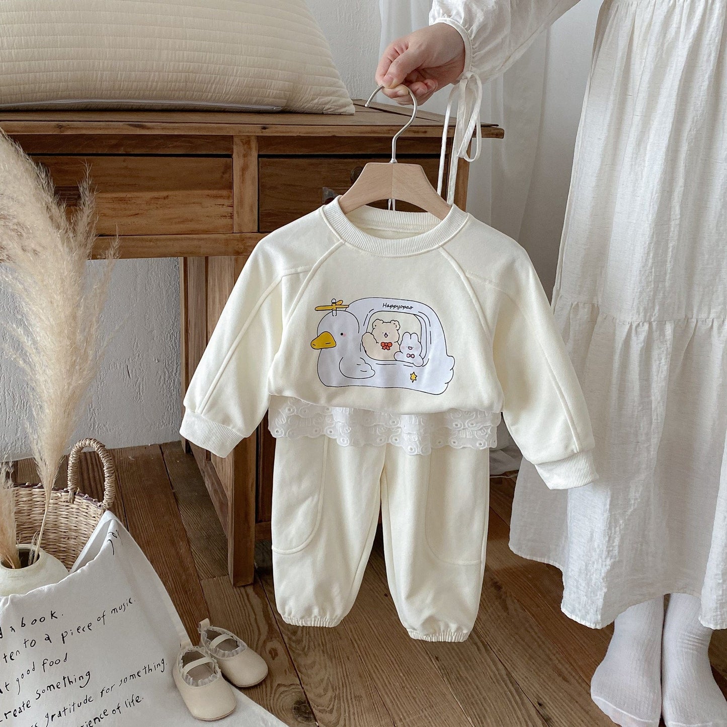 長袖セットアップ プリント長袖スウェットシャツ+レースフリルスウェットパンツセットアップ 2点セット【mh0010650】