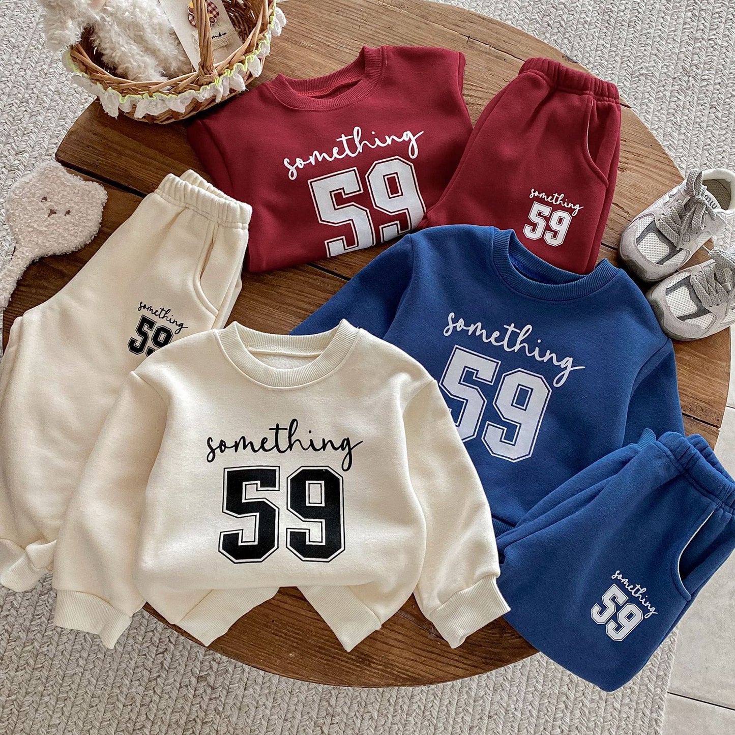 長袖セットアップ 長袖スウェットトレーナー+スウェットパンツ セットアップ 2点セット 裏起毛厚手 暖か 防寒 ロゴプリント カジュアル 韓国風【mh0011374】