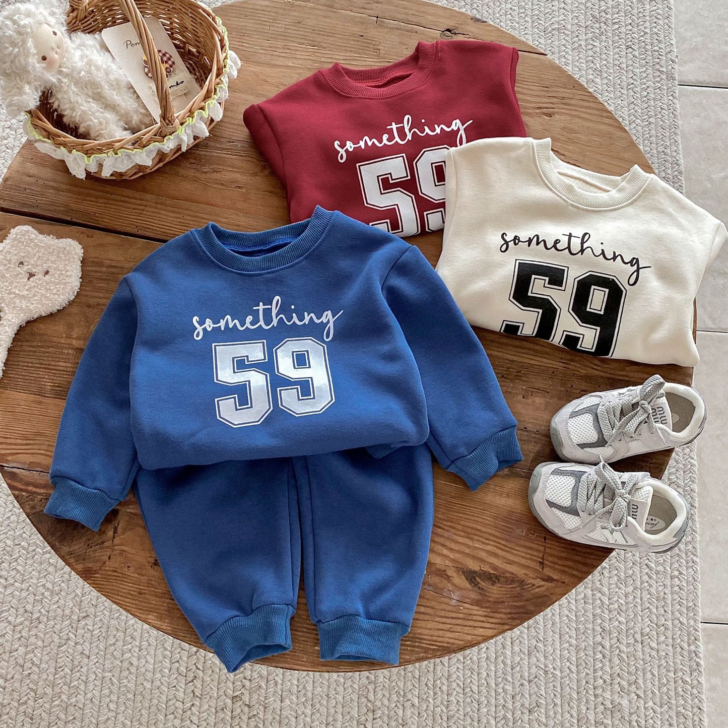 長袖セットアップ 長袖スウェットトレーナー+スウェットパンツ セットアップ 2点セット 裏起毛厚手 暖か 防寒 ロゴプリント カジュアル 韓国風【mh0011374】