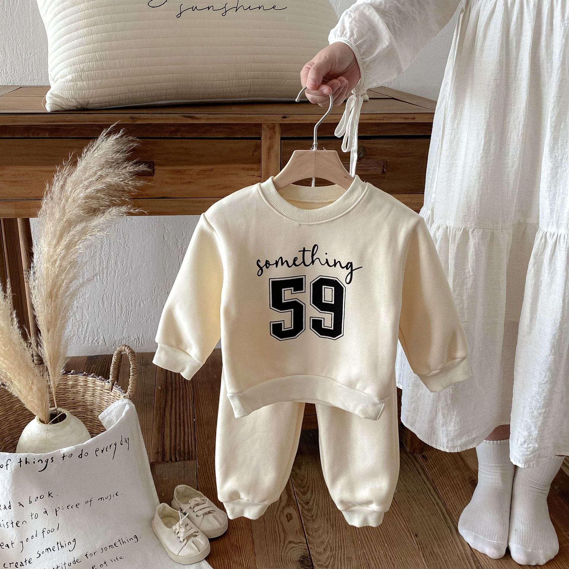 長袖セットアップ 長袖スウェットトレーナー+スウェットパンツ セットアップ 2点セット 裏起毛厚手 暖か 防寒 ロゴプリント カジュアル 韓国風【mh0011374】