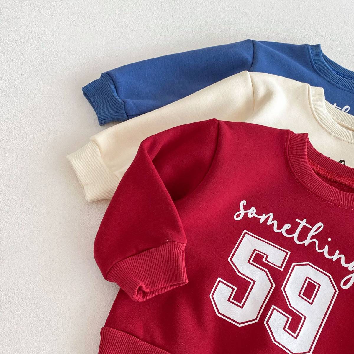 長袖セットアップ 長袖スウェットトレーナー+スウェットパンツ セットアップ 2点セット 裏起毛厚手 暖か 防寒 ロゴプリント カジュアル 韓国風【mh0011374】