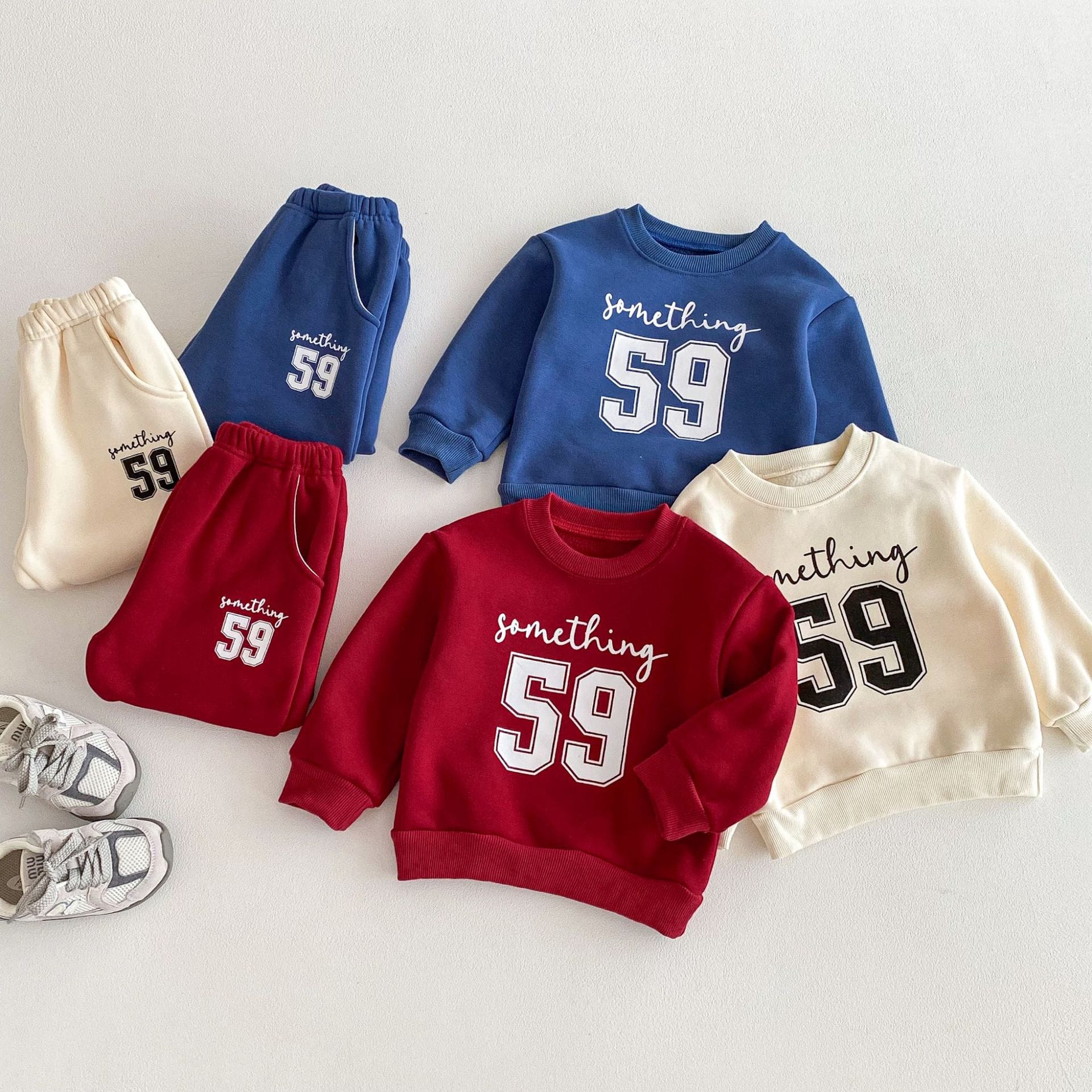 長袖セットアップ 長袖スウェットトレーナー+スウェットパンツ セットアップ 2点セット 裏起毛厚手 暖か 防寒 ロゴプリント カジュアル 韓国風【mh0011374】