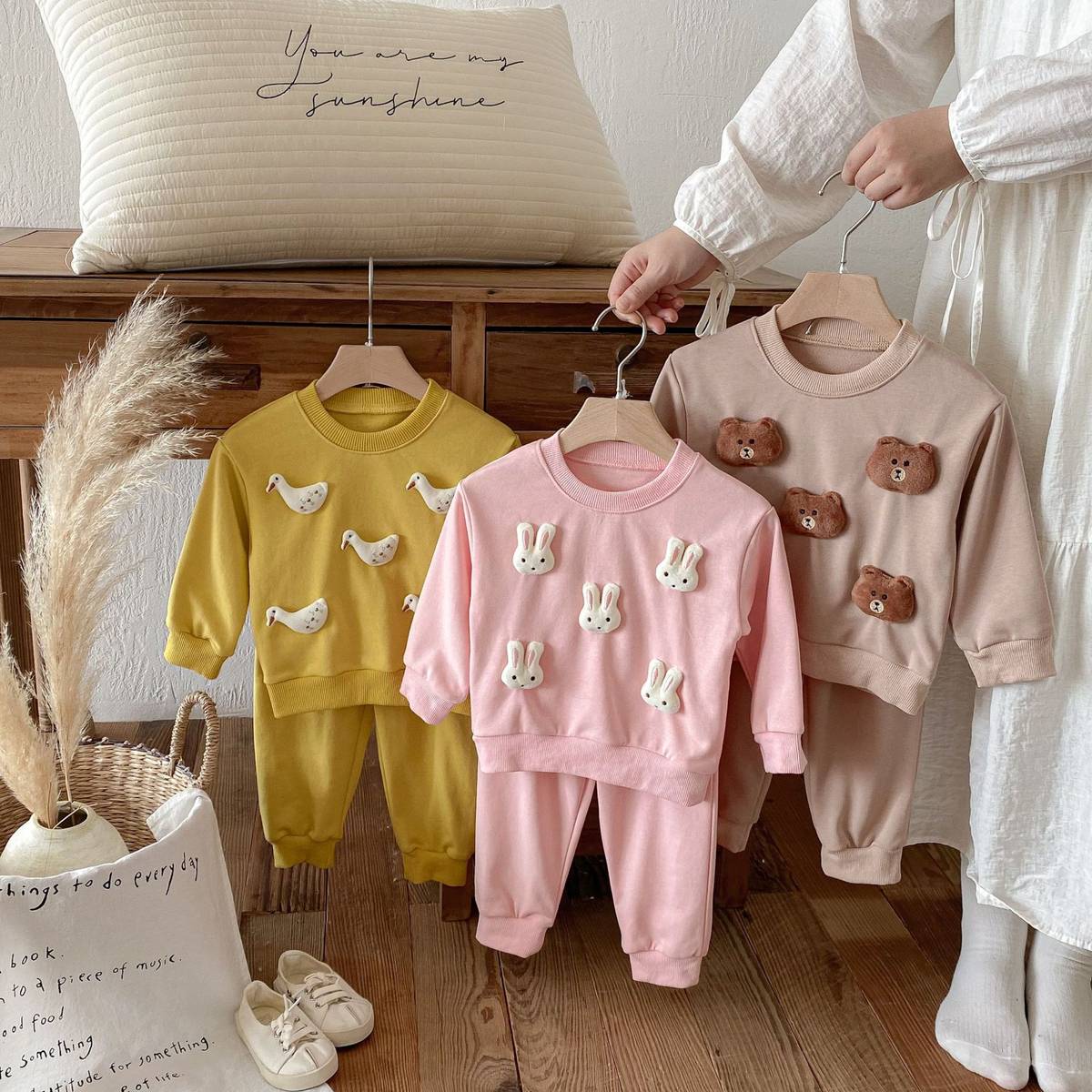 長袖セットアップ 長袖トレーナー+スウェットパンツ セットアップ 2点セット アニマル立体モチーフ くまうさぎ【mh0011385】