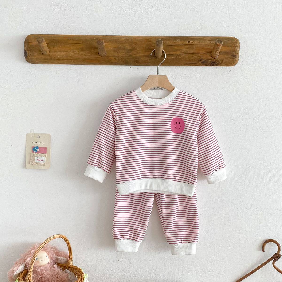 長袖セットアップ 長袖スウェット+スウェットパンツ セットアップ 2点セット ボーダー柄 スマイルロゴ【mh0011390】