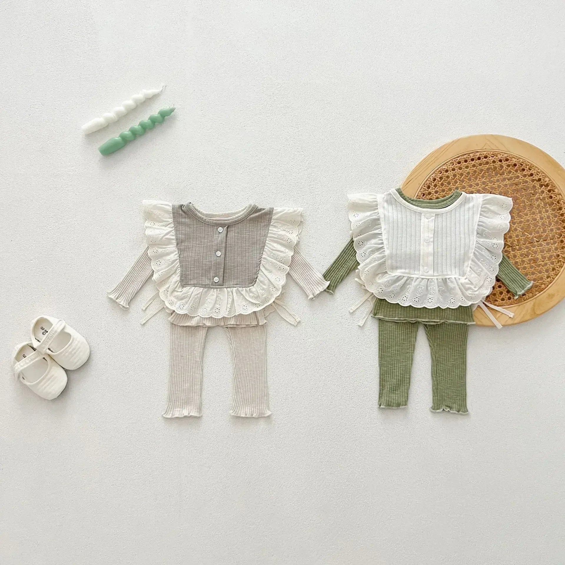 長袖セットアップ ベビーセットアップ 3点セット 長袖Tシャツ+ロングパンツ+フリルビブスタイ 2カラー【mh0007144】