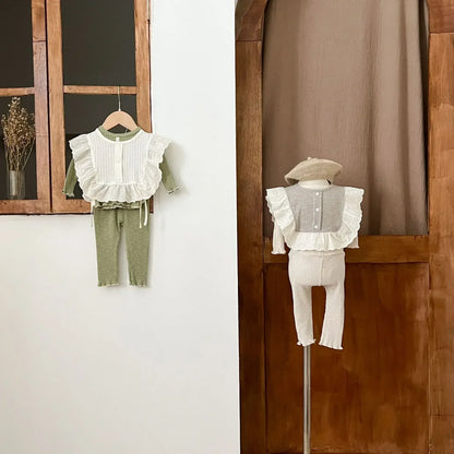 長袖セットアップ ベビーセットアップ 3点セット 長袖Tシャツ+ロングパンツ+フリルビブスタイ 2カラー【mh0007144】