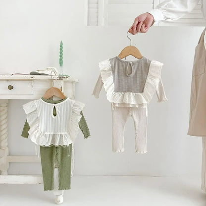 長袖セットアップ ベビーセットアップ 3点セット 長袖Tシャツ+ロングパンツ+フリルビブスタイ 2カラー【mh0007144】